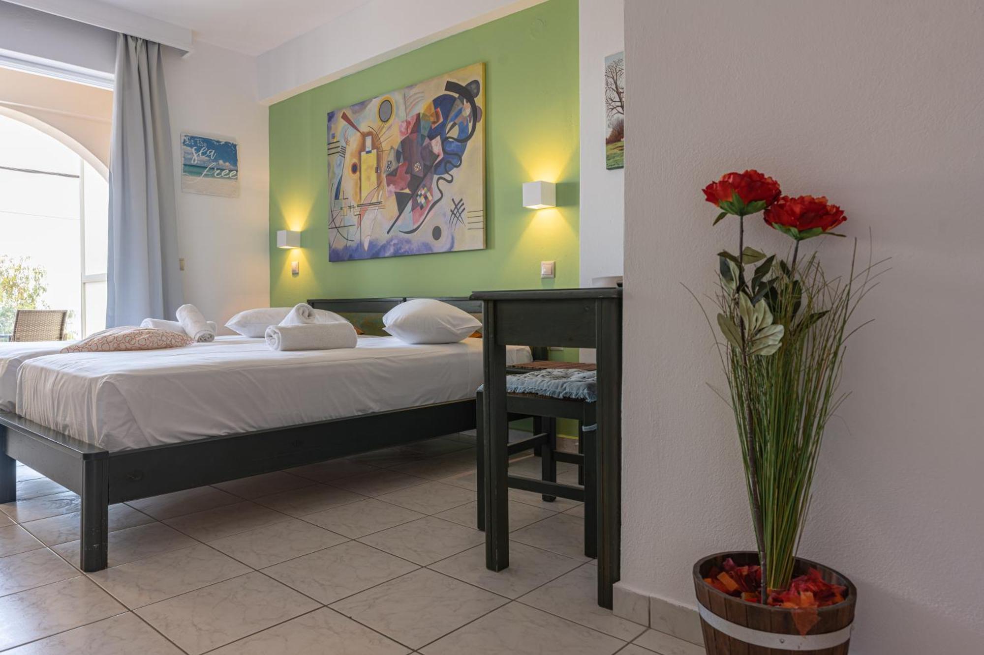 Seafront Spirit Suites Zákinthosz Szoba fotó