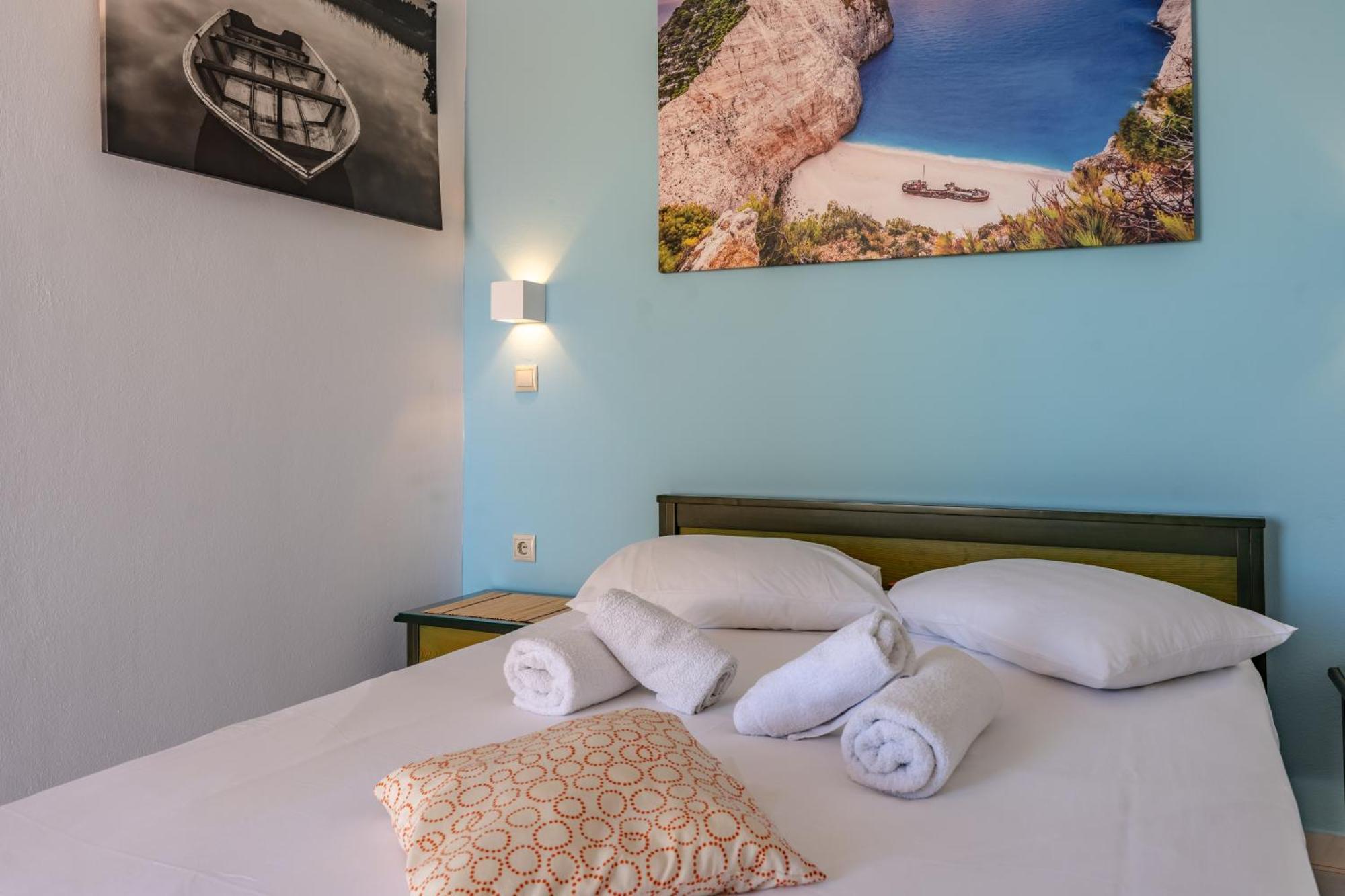 Seafront Spirit Suites Zákinthosz Szoba fotó